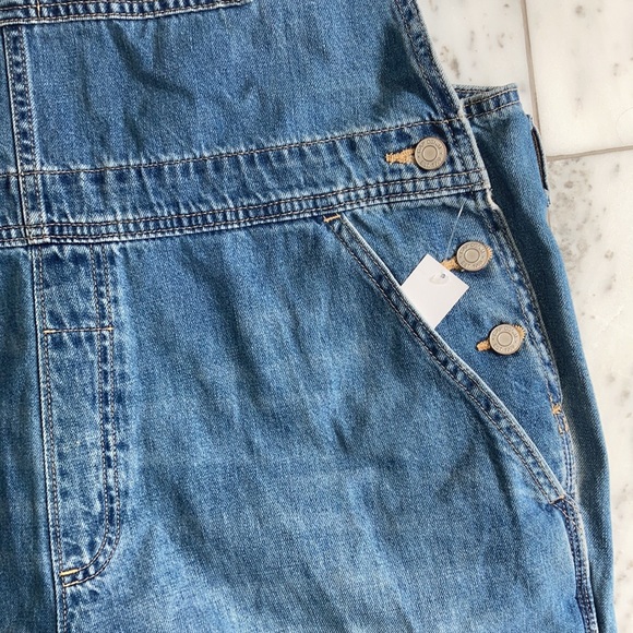 NWT Gap Relaxed Denim Overalls - Picture 7 of 16